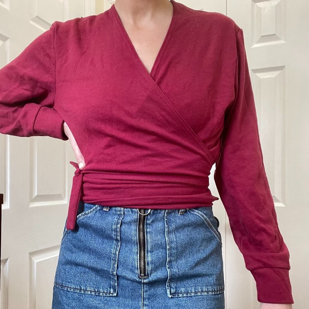 Fabletics Mandy Side-Tie Top NWT Berry (Size Medium)